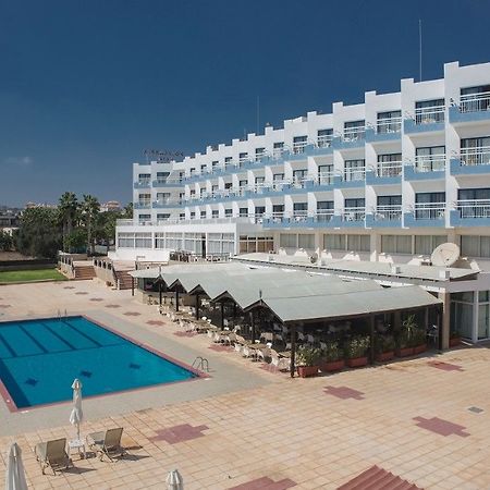 Polycarpia Hotel Pernera Extérieur photo