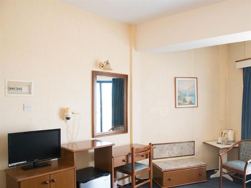 Polycarpia Hotel Pernera Extérieur photo